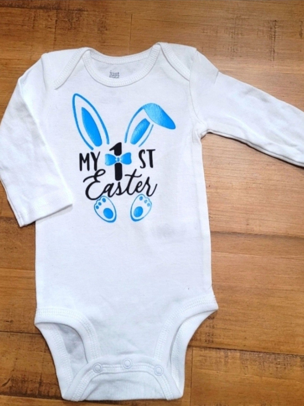 White 'My 1st Easter' Long-Sleeve Baby One-Piece with Blue Bunny Graphic